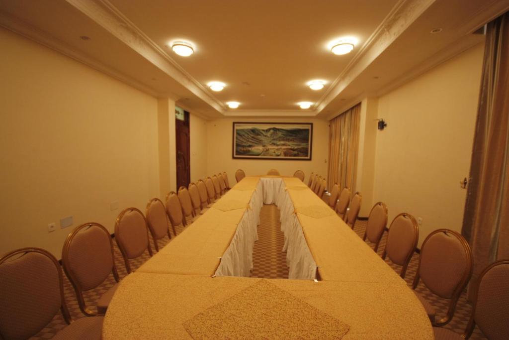 caravan Hotel Addis photo 3