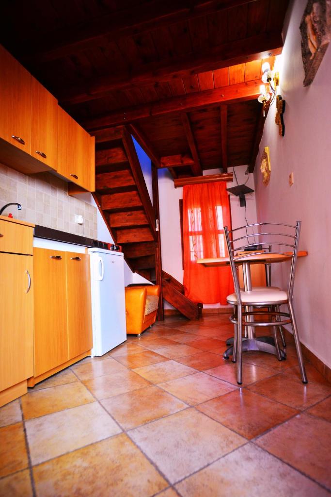 Апартаменты (Апартаменты-студио), Olympos Pension
