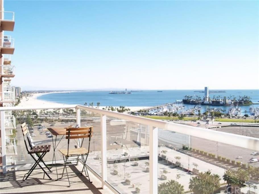 Ocean Views Penthouse 2b 2b Majestic Apartment 5 min to Convention Center photo 1