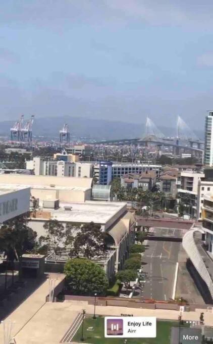 Ocean Views Penthouse 2b 2b Majestic Apartment 5 min to Convention Center photo 3