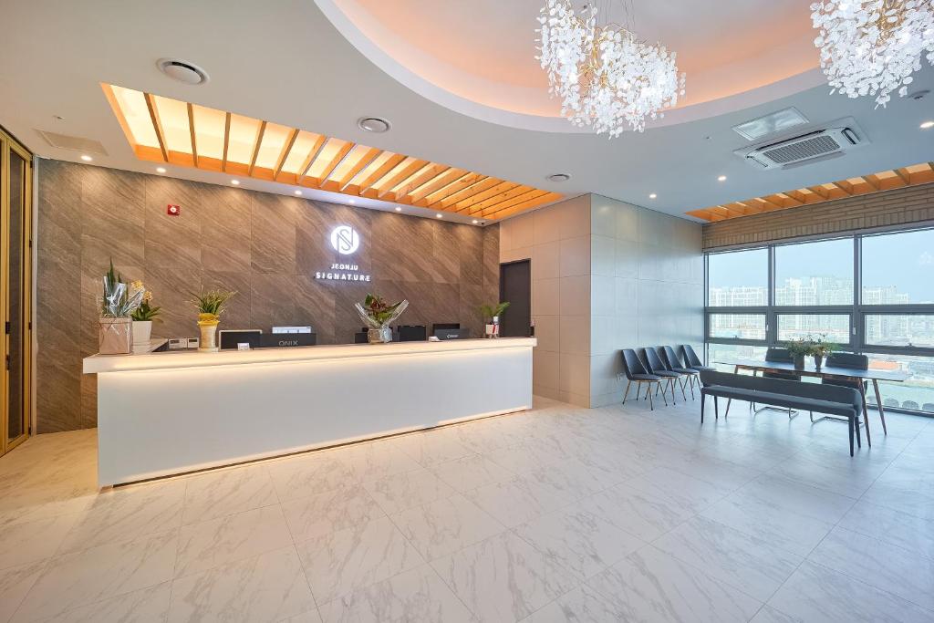Jeonju Signature Hotel&Residence photo 3