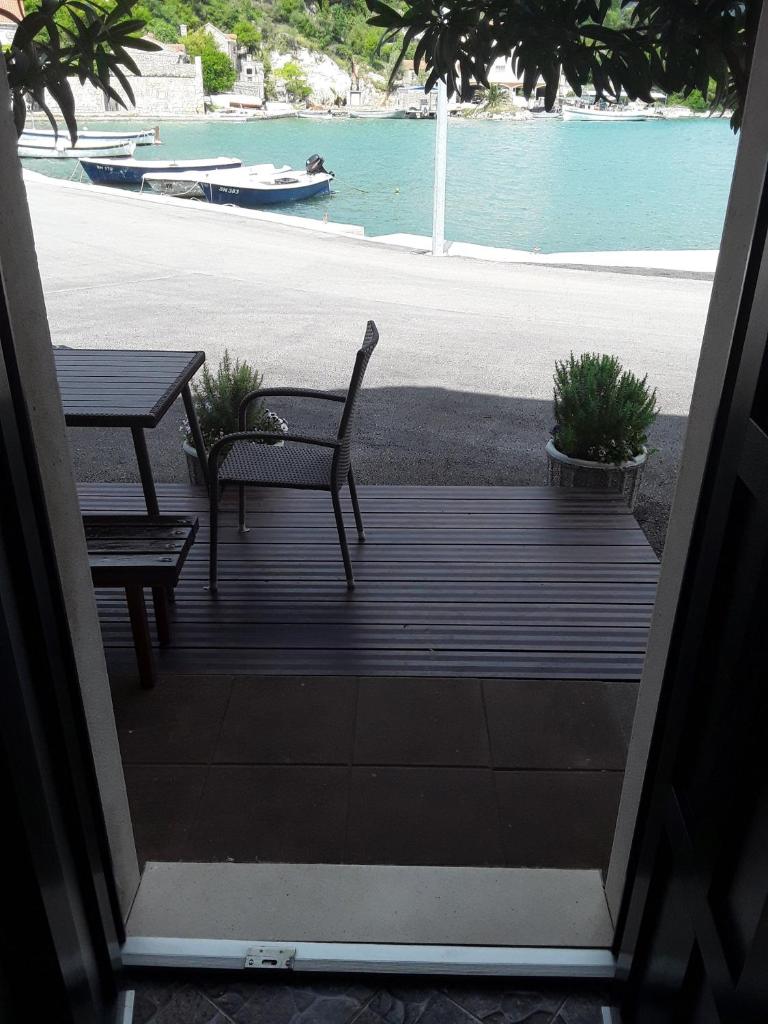 Holiday Home By The Sea - Nina & Kate photo 1
