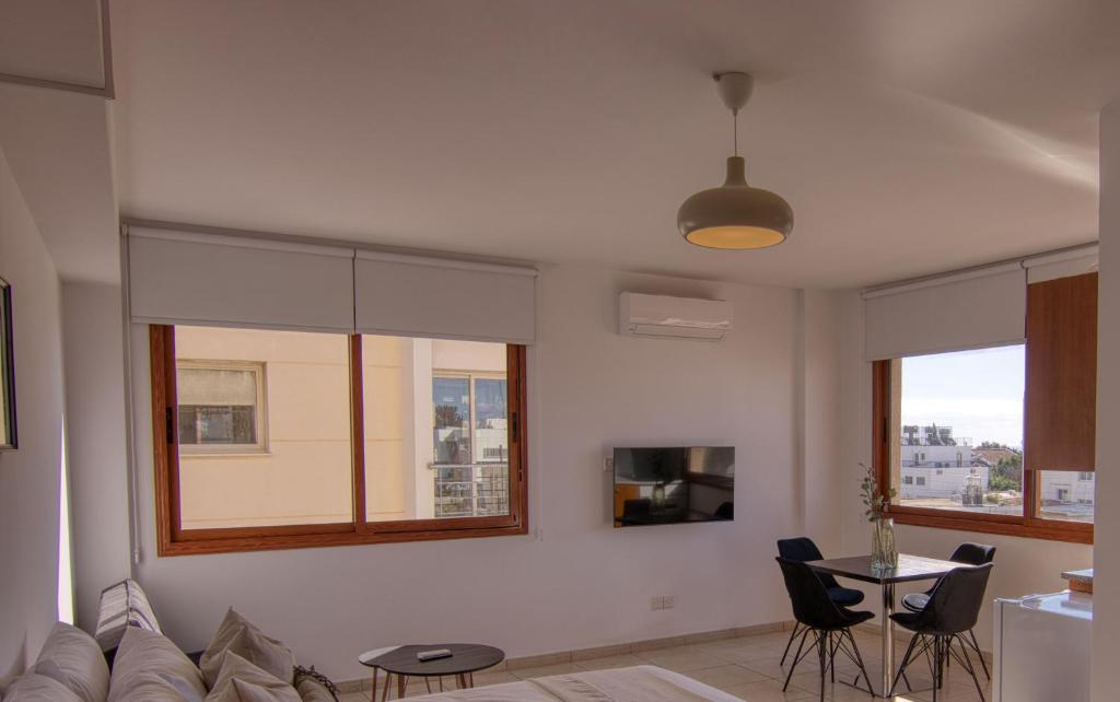 Phaedrus Living: City Flat Palas 104 photo 3