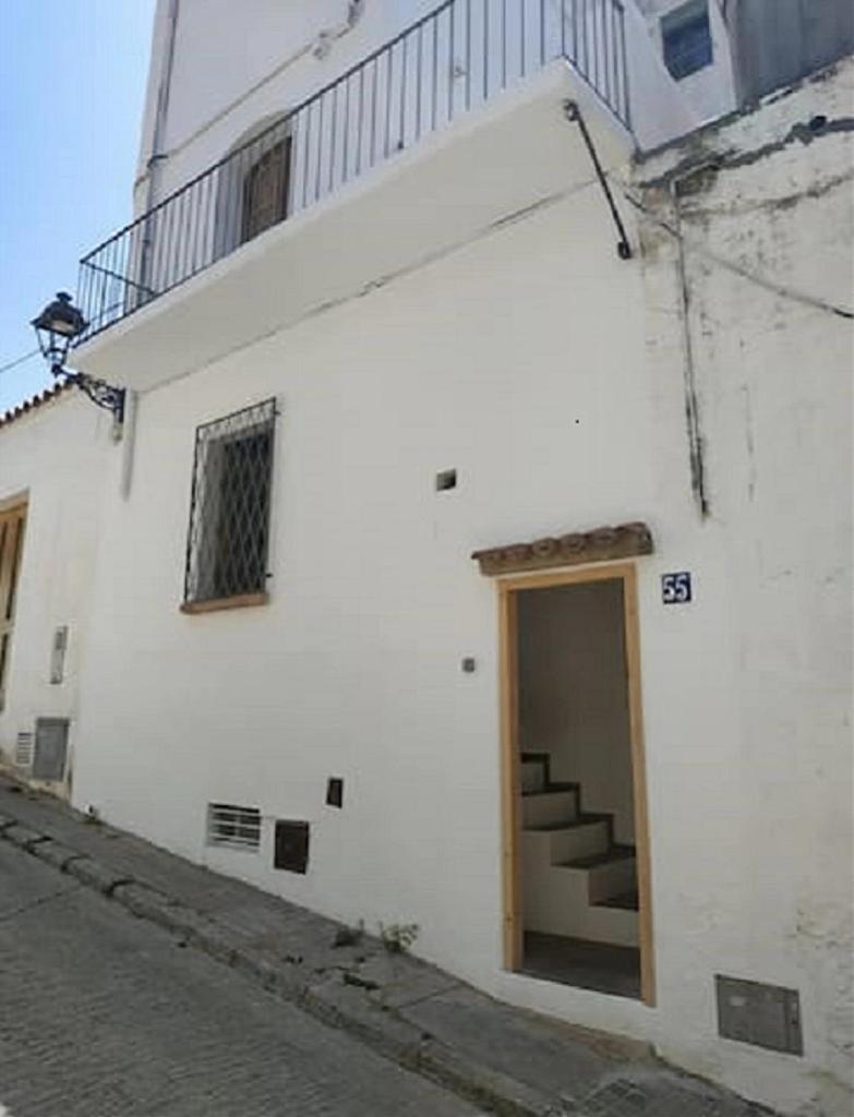 Apartamento de diseño cerca de tren, playa y BCN photo 2