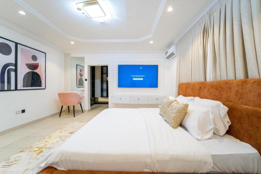 Luxury Condo in Ikoyi (banana Island) photo 3