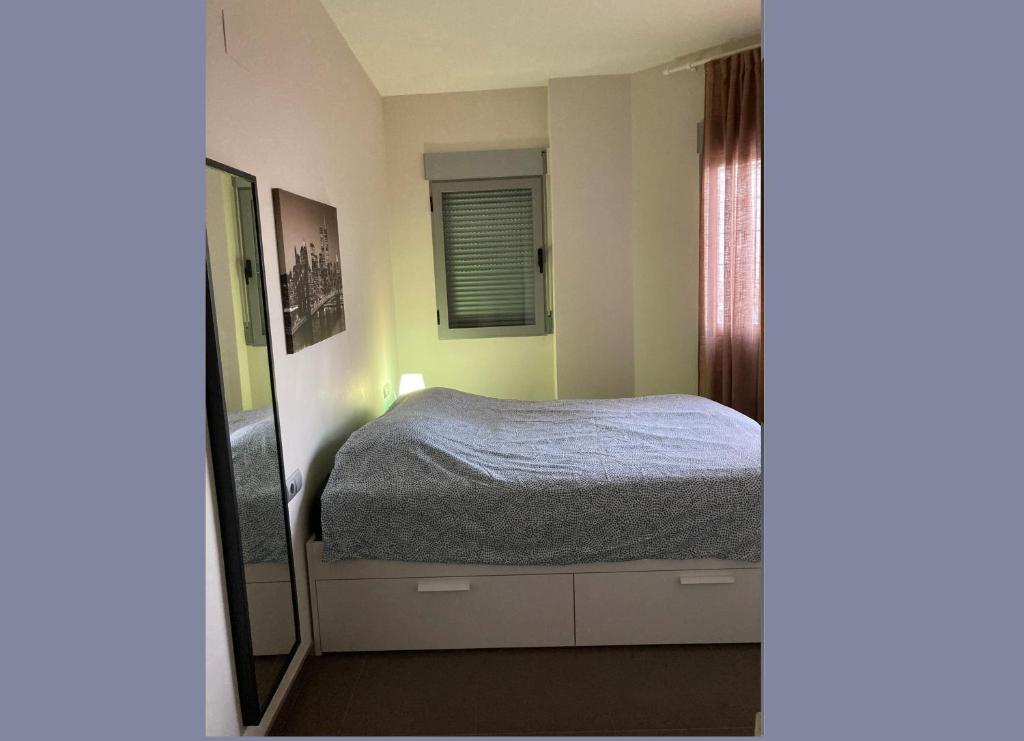Stunning 2-Bed Apartment in Pego photo 3