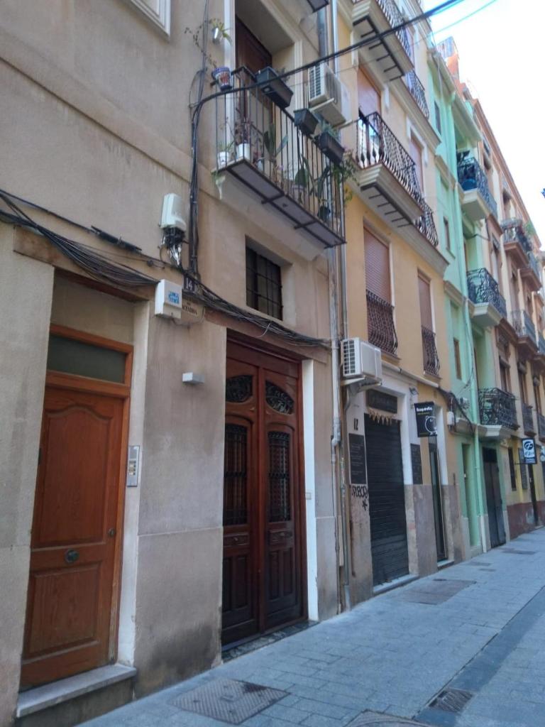 Your Valencia Home, Valencia