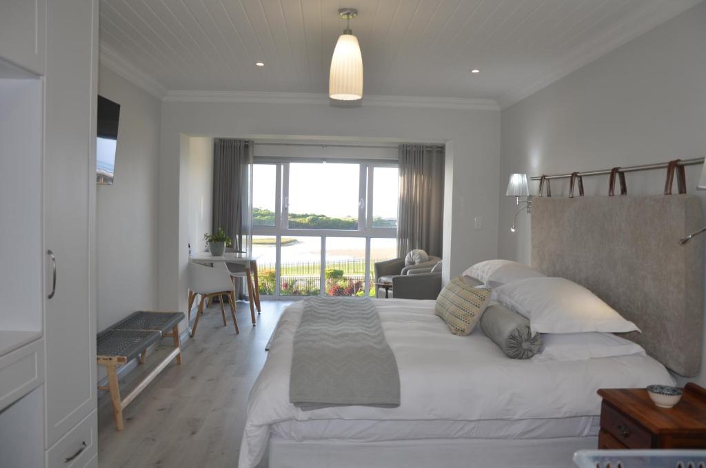 Serenity Ocean Lodge photo 4