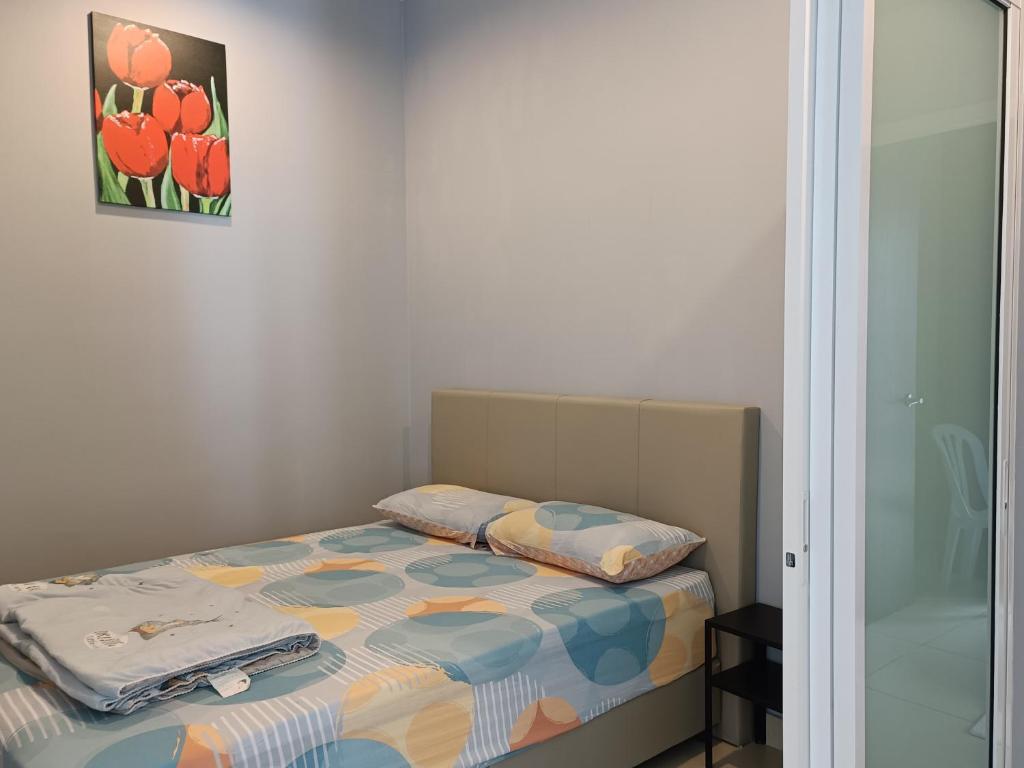 3 bedroom 12pax Midhills pool view free WIFI photo 2