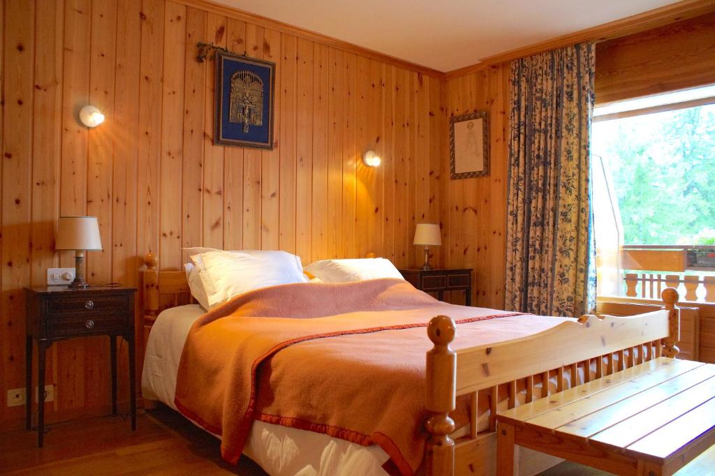 Spacious for up to 5 guests by Golf Course, Belfry photo 3