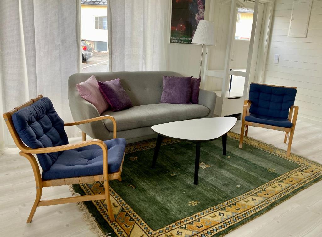 Helgas Hus tre rum o kök photo 1
