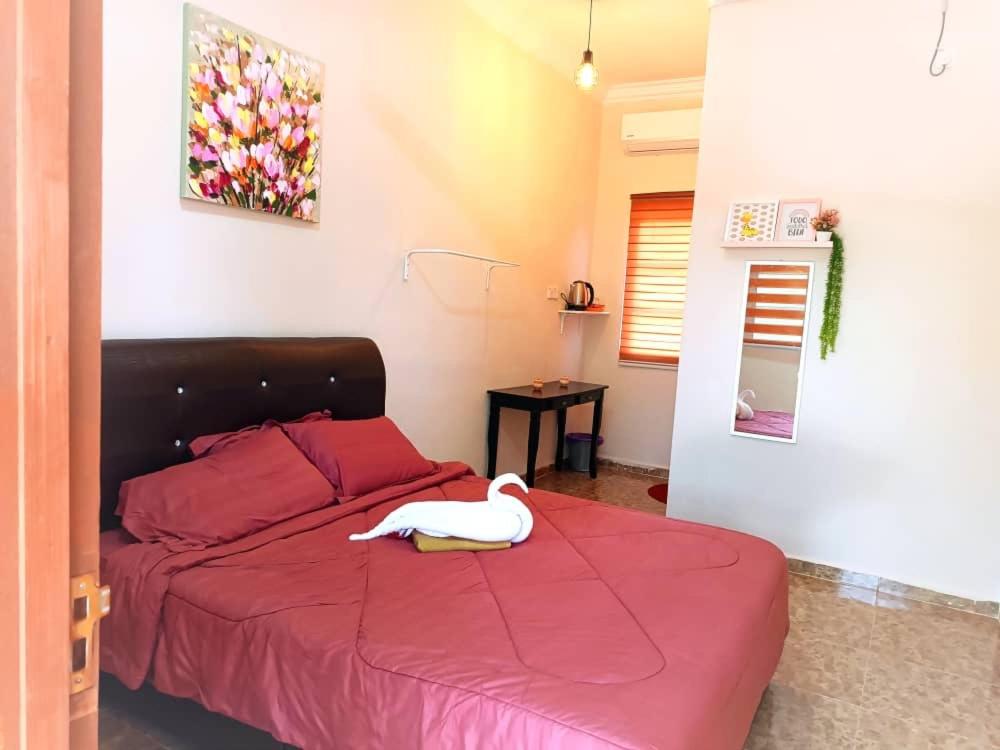 BASAR HOUSE SUITES RHU 10/ PENARIK photo 3