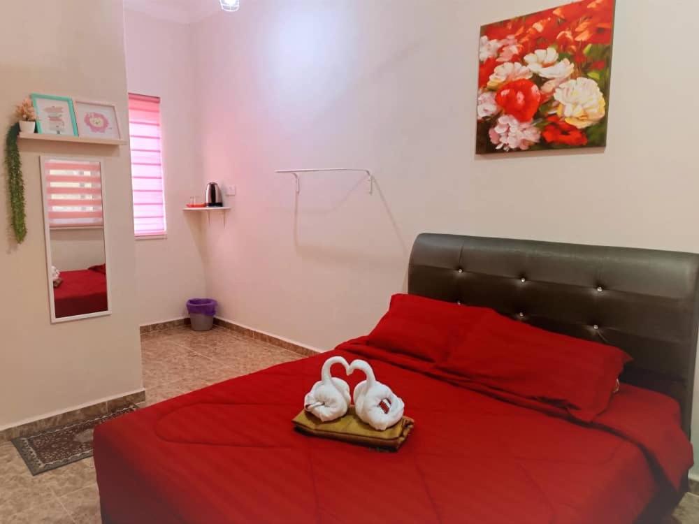 BASAR HOUSE SUITES RHU 10/ PENARIK photo 4