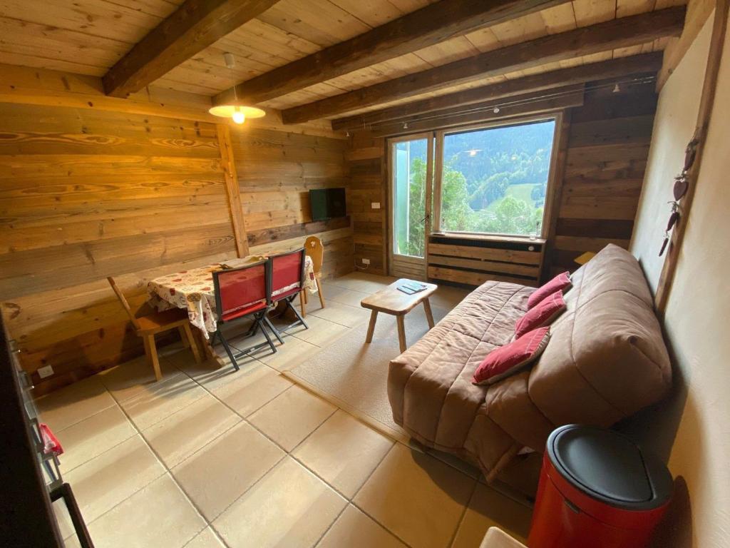 Appartement La Clusaz, 3 pièces, 6 personnes - FR-1-459-28 photo 1