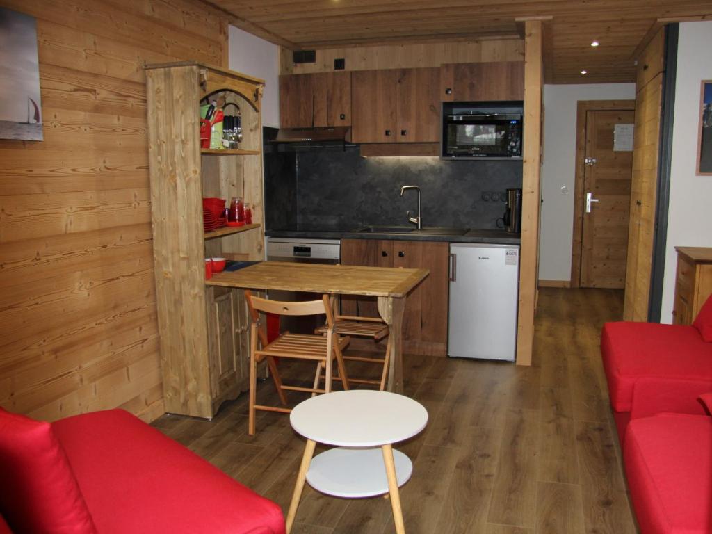 Studio La Clusaz, 1 pièce, 2 personnes - FR-1-459-115 photo 1