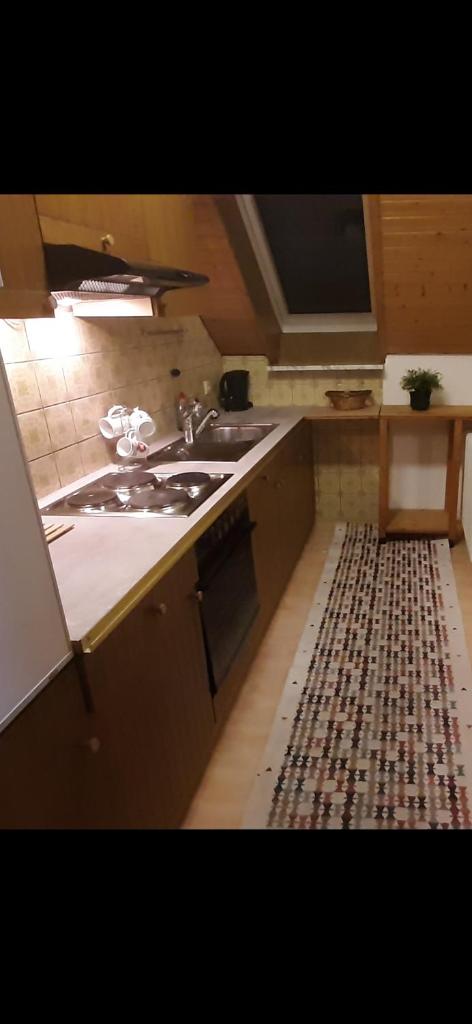 Schön und bequem Wohnung photo 3