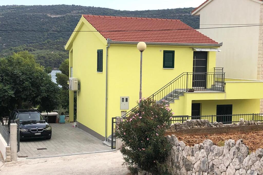 Seaside apartments with a swimming pool Poljica, Trogir - 18634 photo 1