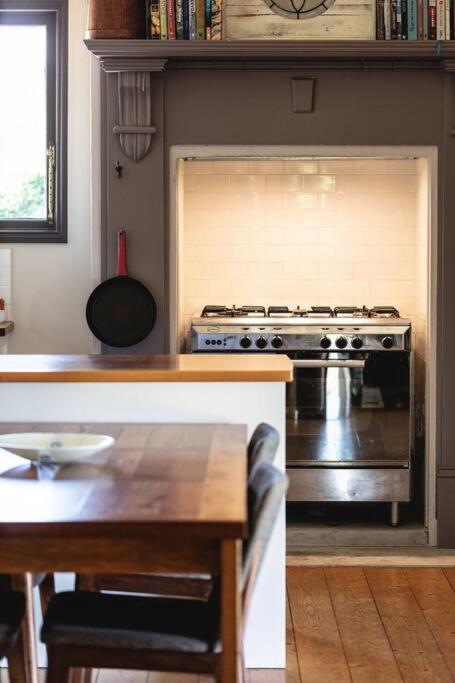 Beechworth Waterfall Cottage photo 4