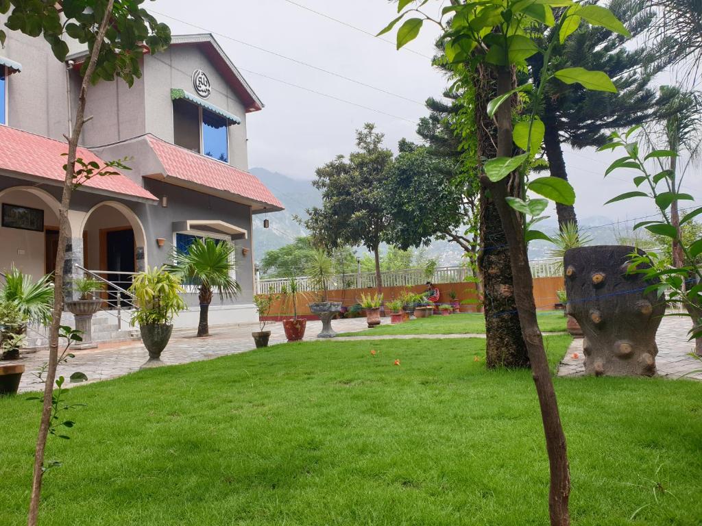 Kashmir lodge photo 4