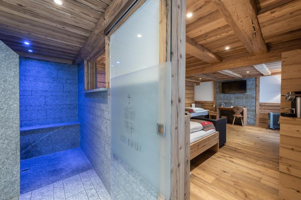 Hotel Crusch Alba Zernez photo 1
