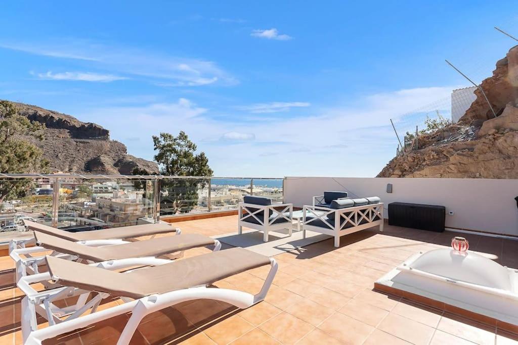 Rivera del Puerto Luxury Penthouse with great terrace and sea view photo 1