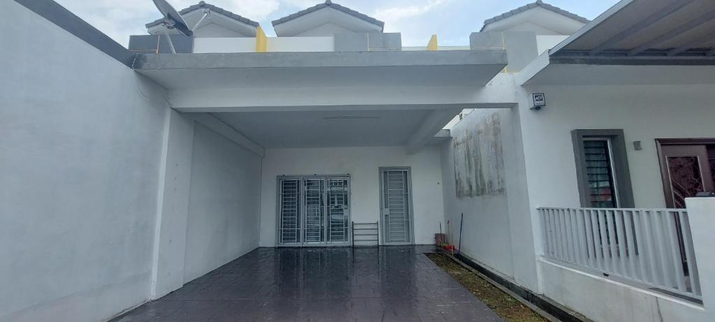 Hud Hud Homestay photo 2