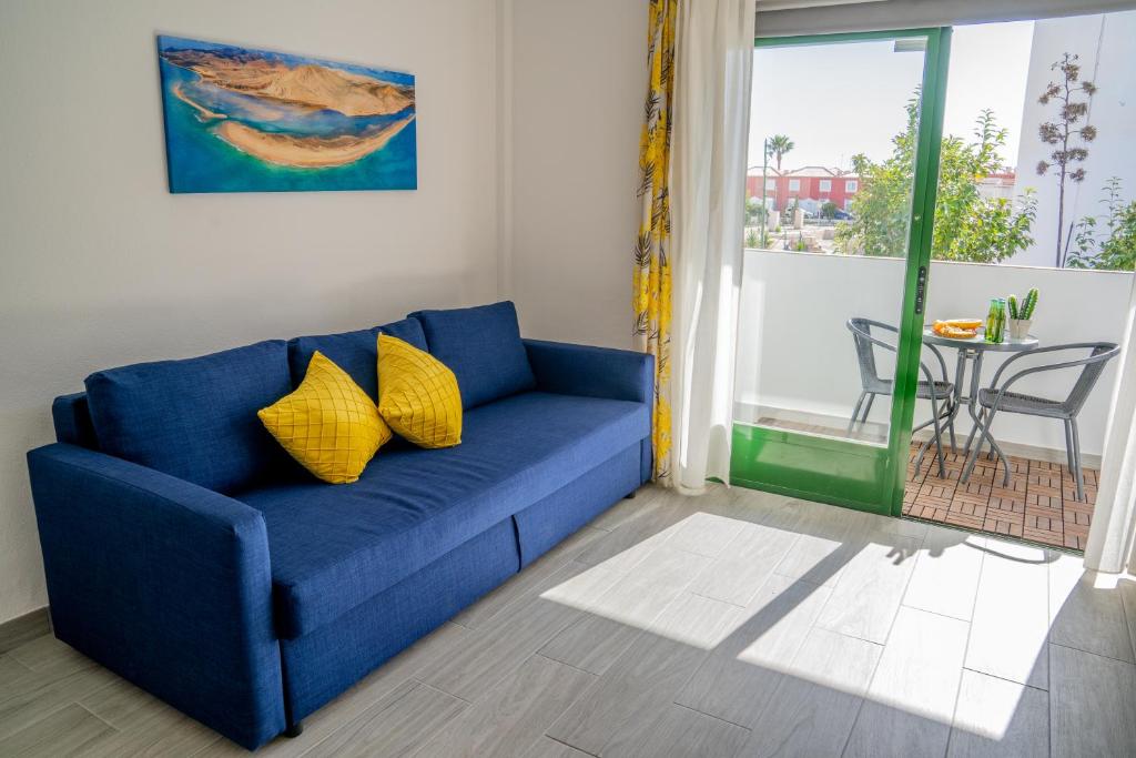 New & Renovated Vacation Apartment photo 1