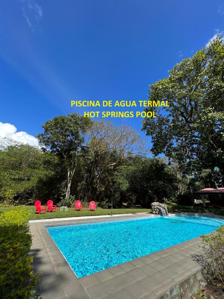 La Casa de los Patos photo 1