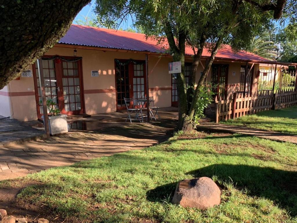 Eden Guest Farm