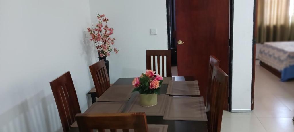 2 Bedroom 2 Bath Full furnished Apartment