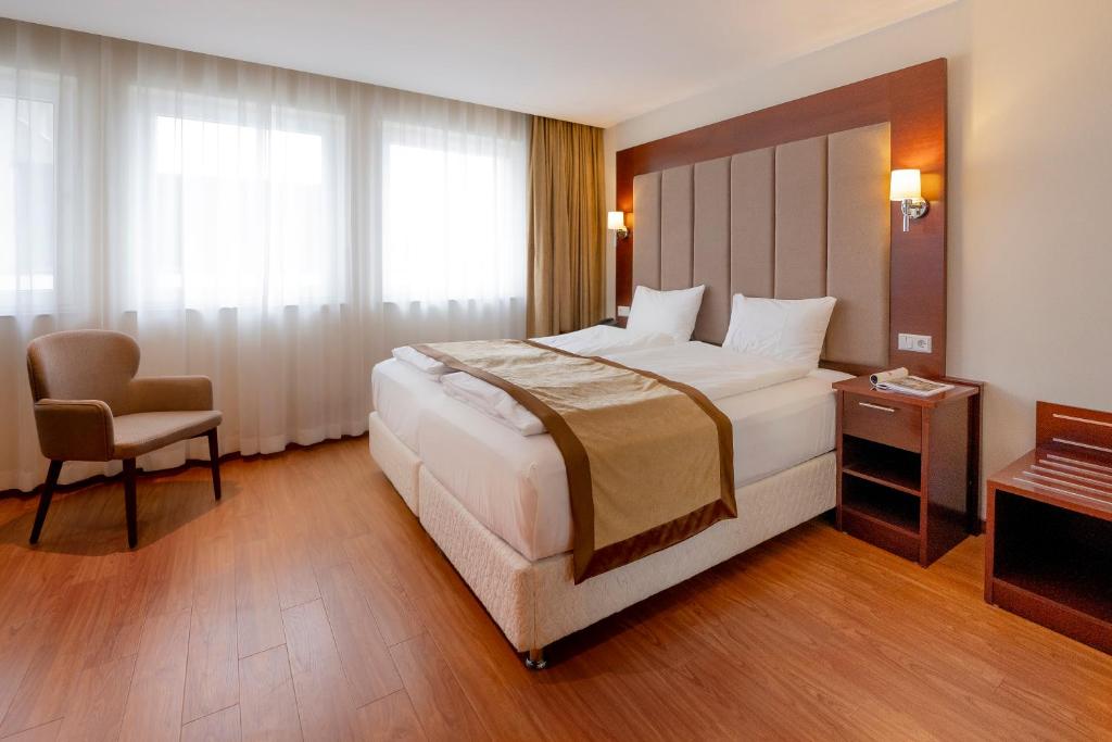 Palast Hotel photo 1