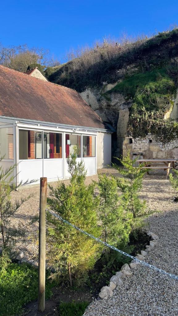 Le Troglo'Gîte, 500m à pied du Zoo de Beauval photo 4