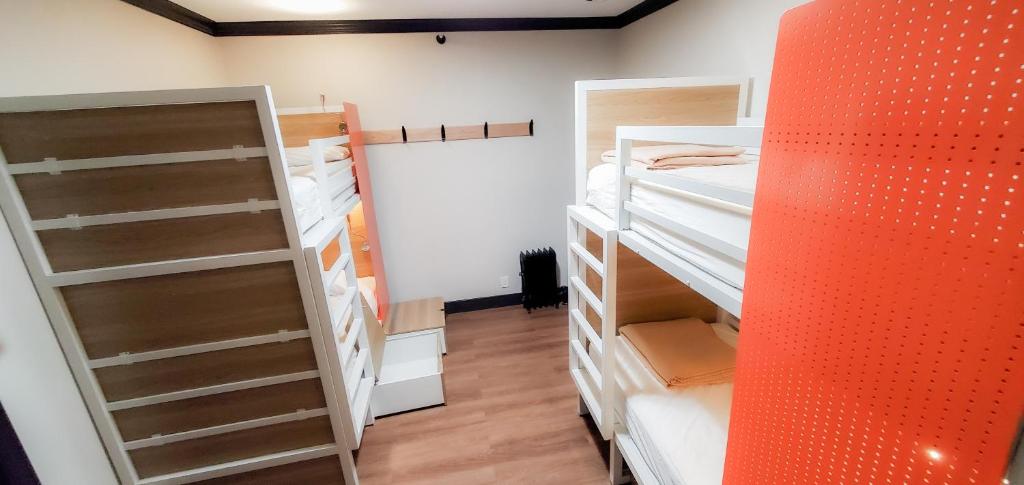Amsterdam Hostel photo 1