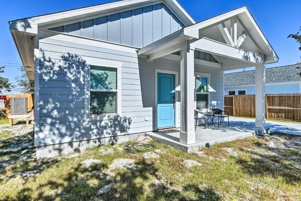 Charming Rockport Home about 4 Mi to Boat Ramp! photo 2
