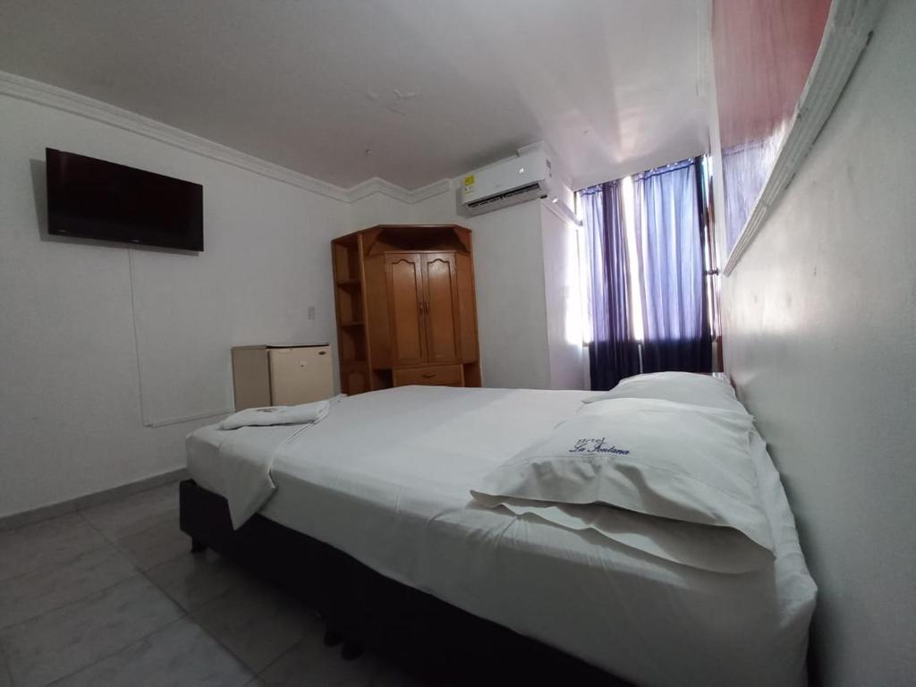 HOTEL LA FONTANA photo 2