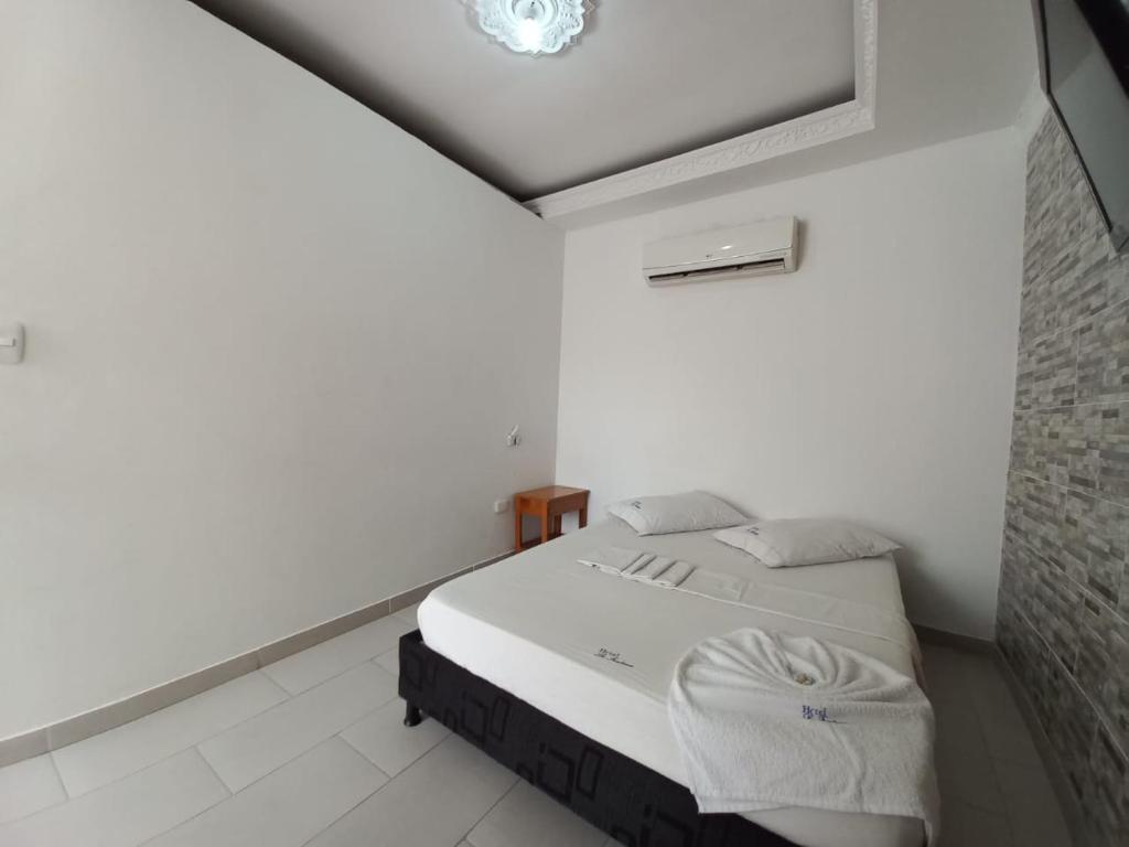 HOTEL LA FONTANA photo 3
