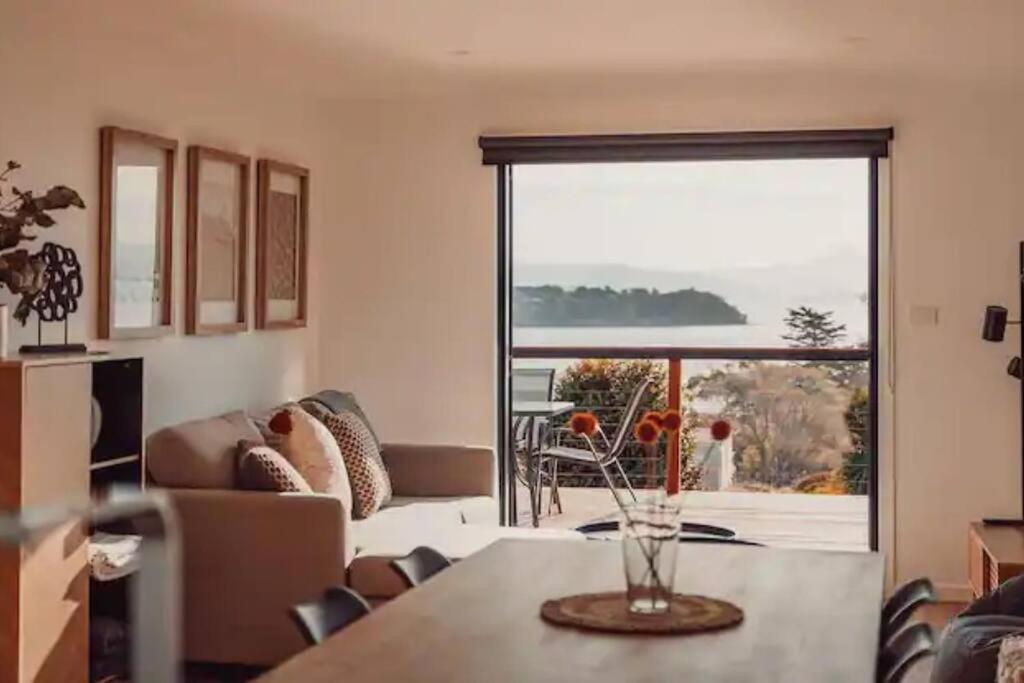 Seascape on Bruny - Family Home in Alonnah photo 1