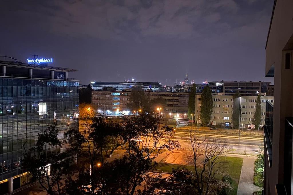 Art & Pleasure WAW z bezplatnym parkingiem