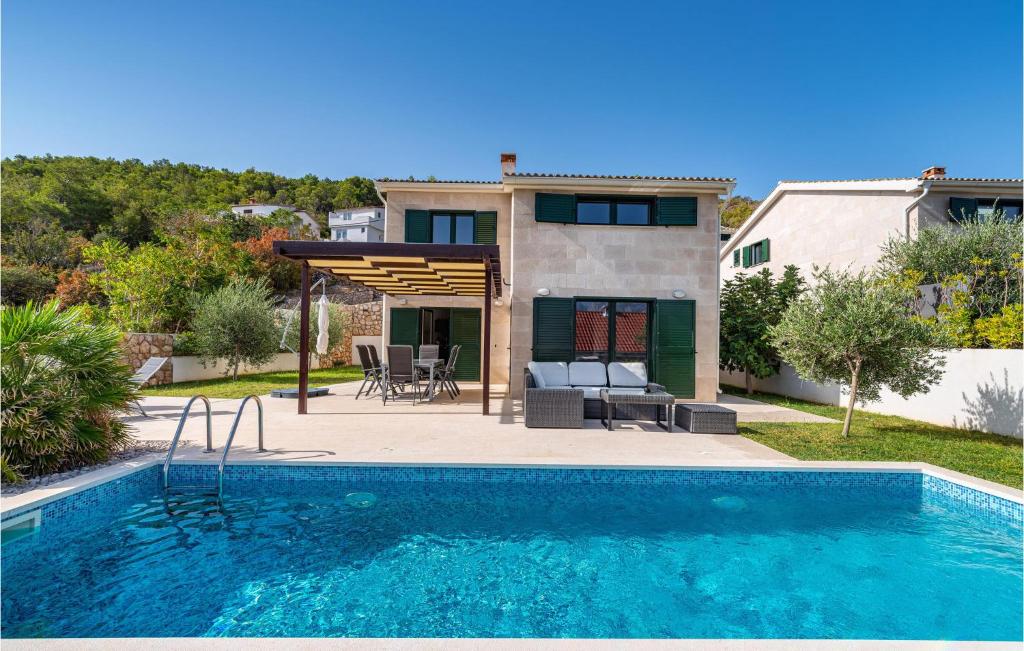 Awesome Home In Vinjerac With Wifi, 3 Bedrooms And Outdoor Swimming Pool