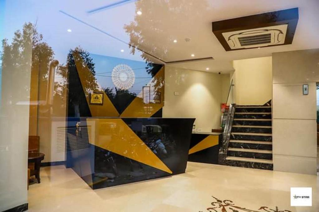 City Star Hotel By WB Inn photo 3