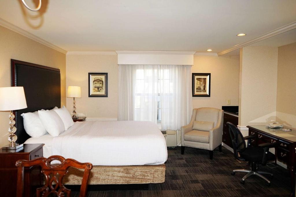 Wingate by Wyndham Bellingham Heritage Inn photo 1
