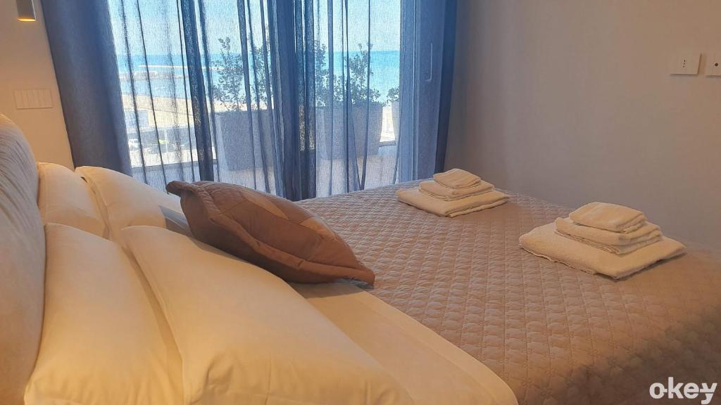 Seven Seas Luxury Apartments - Bari San Girolamo, Bari