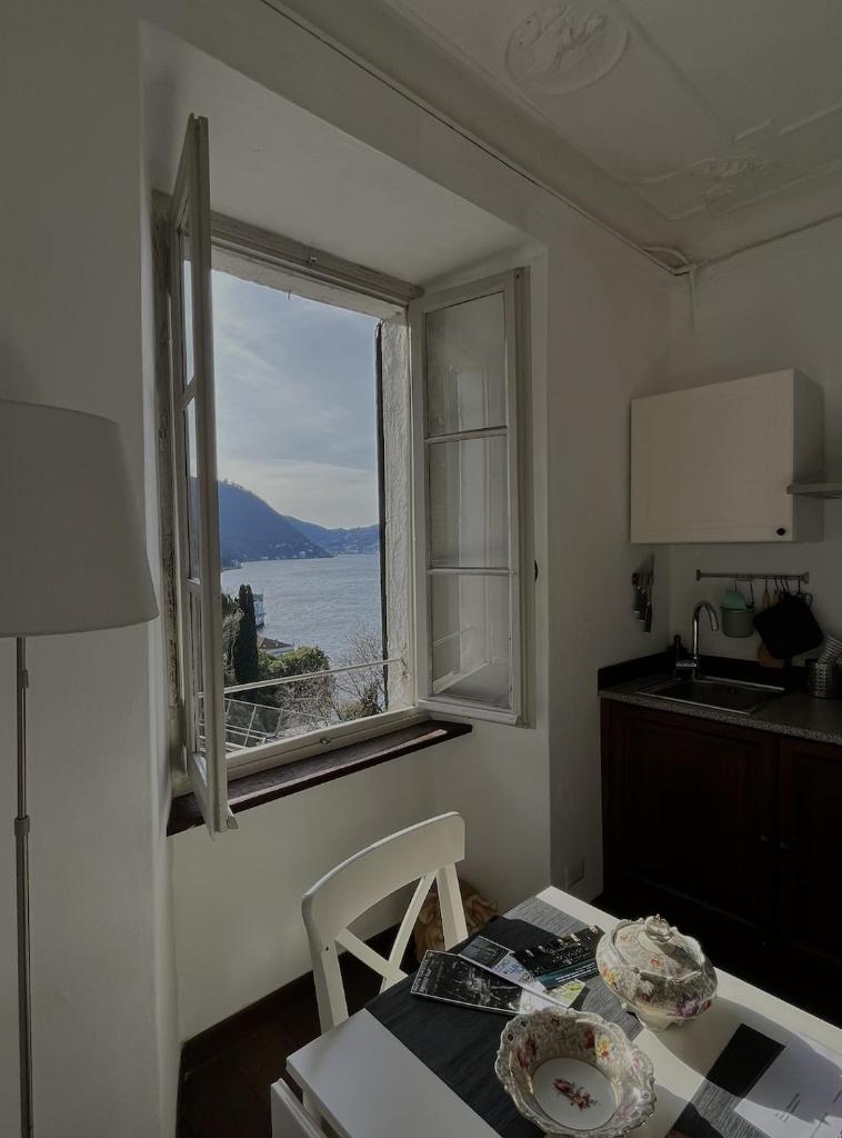 Casa Giulietta Caronti with view of lake Como photo 2