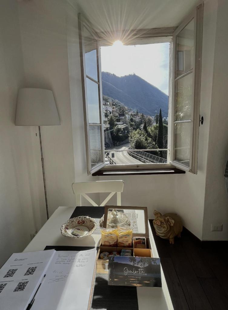 Casa Giulietta Caronti with view of lake Como photo 4