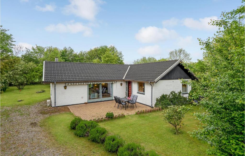 Awesome Home In Kalvehave With 1 Bedrooms And Wifi