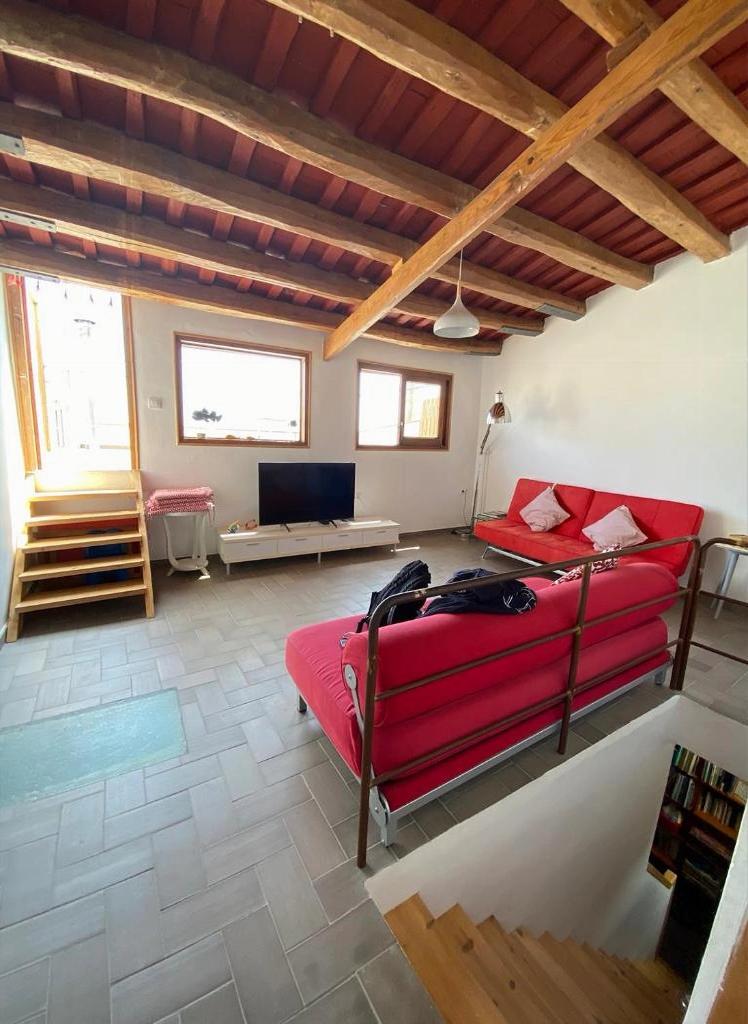 apartamento cerca de tren, playa y Barcelona photo 2