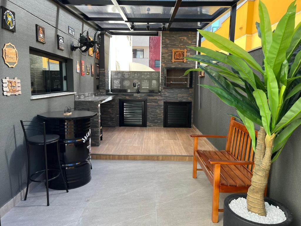 Apto com terraço, área gourmet, reformado, Centro BC! photo 3