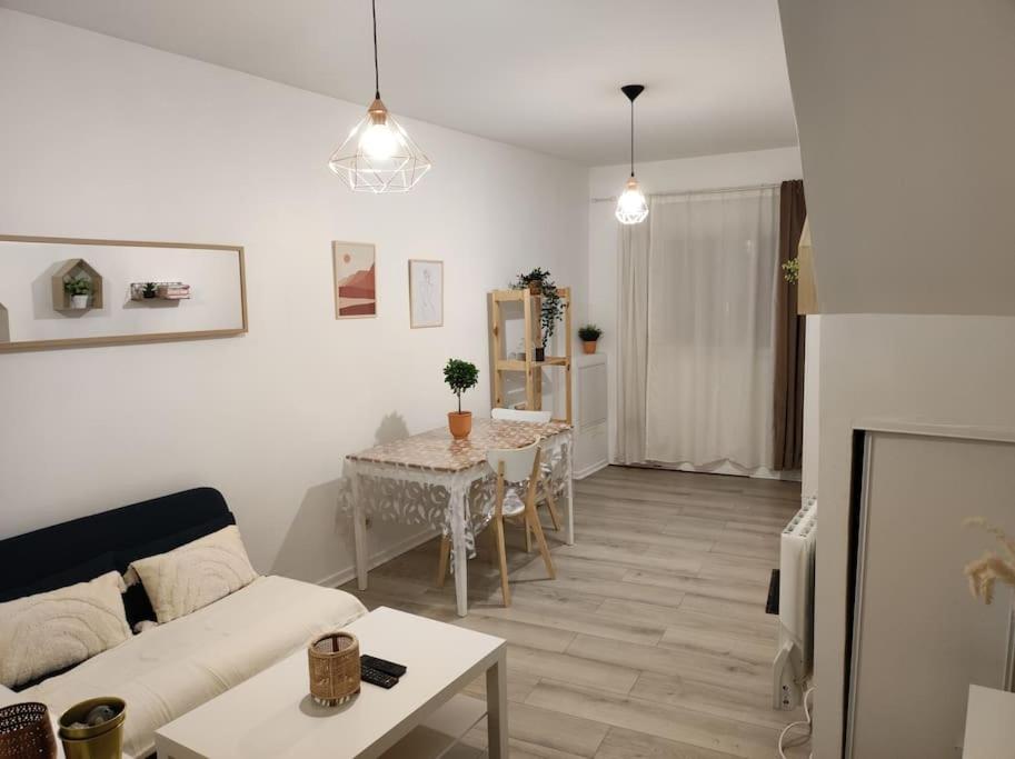 Charmant appartement avec terrasse proche Paris photo 3