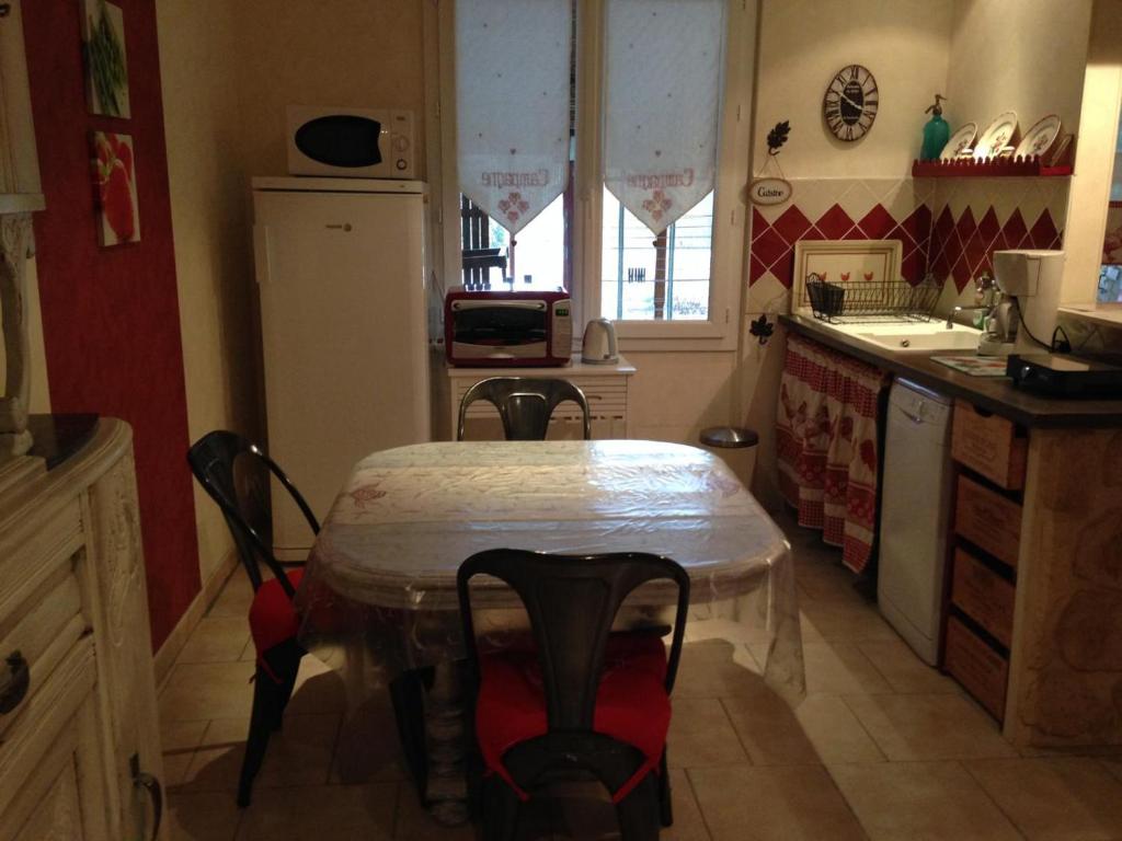 Gîte Meusnes, 2 pièces, 2 personnes - FR-1-491-87 photo 1
