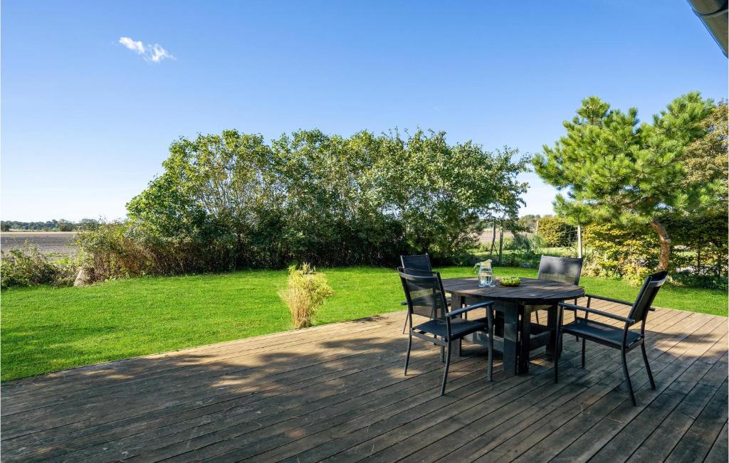 Amazing Home In Nykbing Sj With 2 Bedrooms And Wifi photo 1
